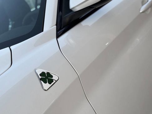 Used 2018 Alfa Romeo Giulia Quadrifoglio w/ Driver Assist Dynamic Package image 25