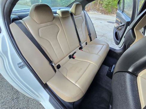 Used 2018 BMW M3 image 27