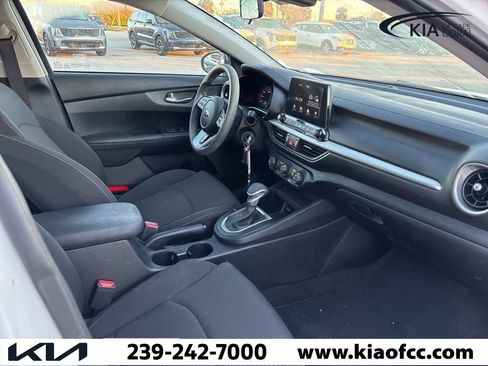Used 2020 Kia Forte LXS image 14