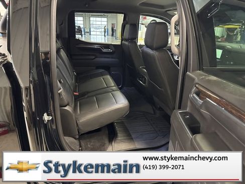 Used 2022 GMC Sierra 1500 Elevation w/ Elevation Premium Package image 21