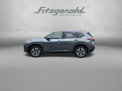 Used 2023 Nissan Rogue SV AWD/4WD image 5