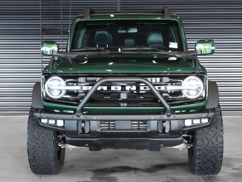 Used 2023 Ford Bronco Outer Banks w/ Sasquatch Package image 9