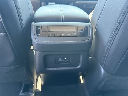 Certified 2023 Nissan Pathfinder SL AWD/4WD image 31
