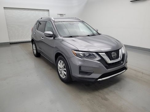 Used 2019 Nissan Rogue SV FWD image 13