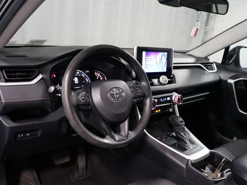 Used 2023 Toyota RAV4 XLE image 7