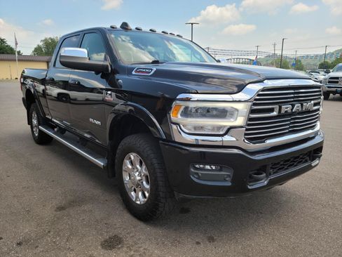 Used 2021 RAM 2500 Laramie AWD/4WD image 3