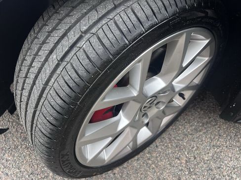 Used 2014 Volkswagen Jetta GLI FWD image 18