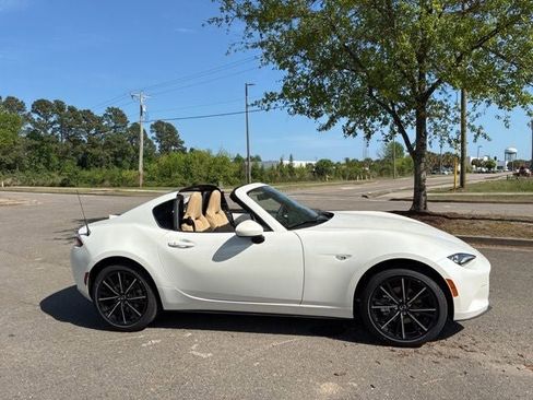 New 2026 MAZDA MX-5 Miata RF Grand Touring RWD image 26