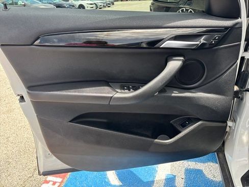 Used 2022 BMW X2 sDrive28i w/ Convenience Package FWD image 16