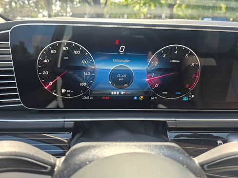 Used 2025 Mercedes-Benz GLE 580 4MATIC image 26