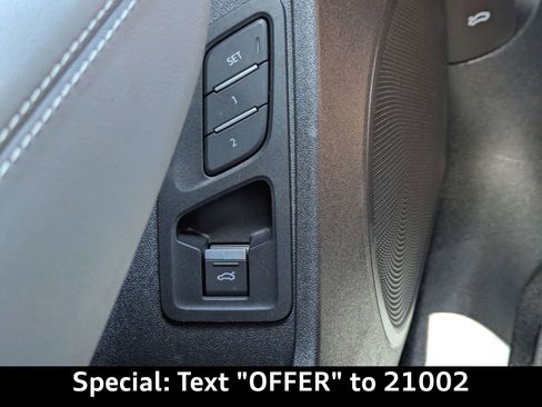 Certified 2026 Audi Q3 quattro 2.0T w/ 20" Wheel Package AWD/4WD image 27