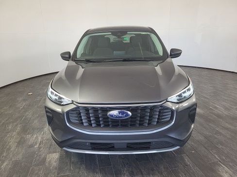 Used 2024 Ford Escape Active image 2