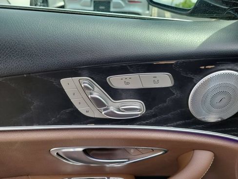 Used 2019 Mercedes-Benz E 300 image 17