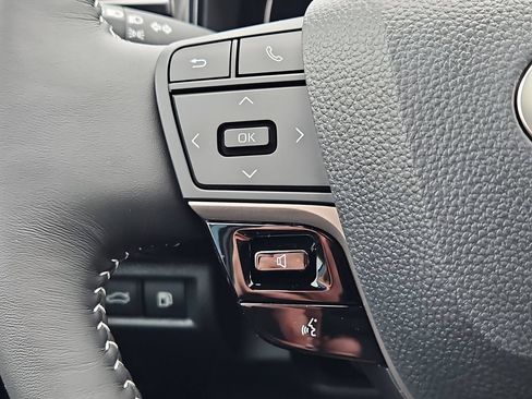 New 2026 Toyota Camry Hybrid AWD/4WD image 15