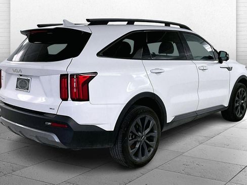 Used 2023 Kia Sorento SX Prestige image 5