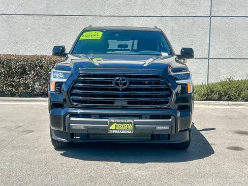 Used 2025 Toyota Sequoia SR5 AWD/4WD image 2