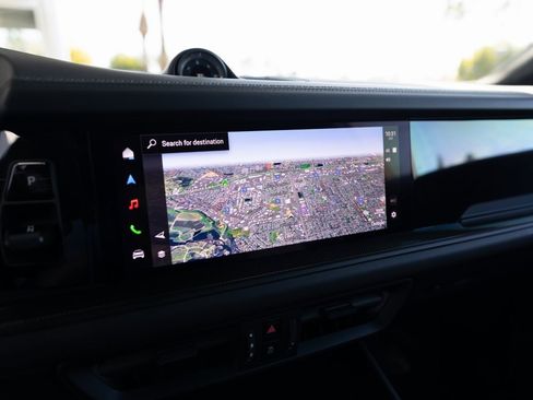 Certified 2025 Porsche Cayenne GTS image 13