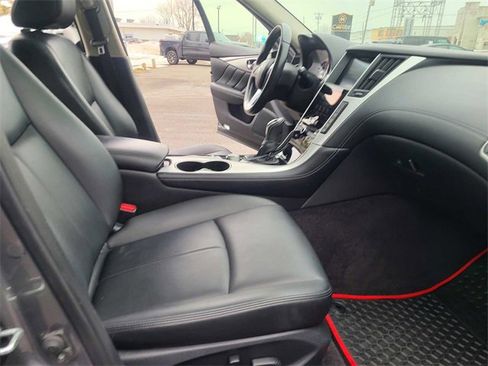 Used 2020 INFINITI Q50 Luxe image 18