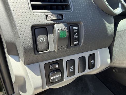 Used 2012 Toyota Tacoma 4x4 Double Cab w/ TRD Sport Pkg image 20
