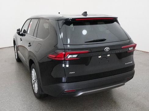 New 2026 Toyota Grand Highlander Platinum image 6
