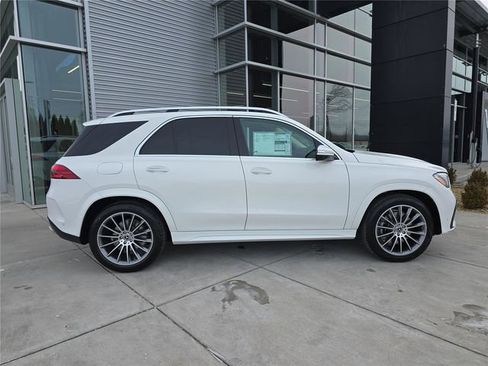 New 2026 Mercedes-Benz GLE 450 4MATIC image 2