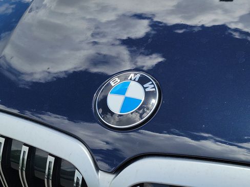 Certified 2025 BMW X7 xDrive40i w/ M Sport Package AWD/4WD image 4