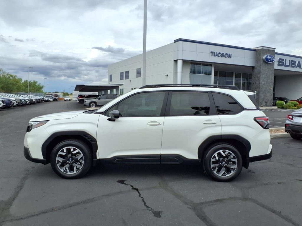 Certified 2026 Subaru Forester Premium w/ Base/Premium Package AWD/4WD image 13