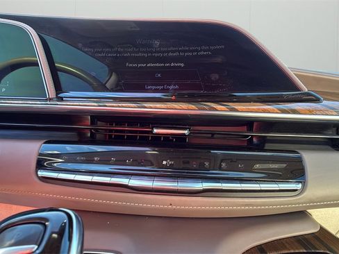 Used 2021 Cadillac Escalade Sport Platinum image 23