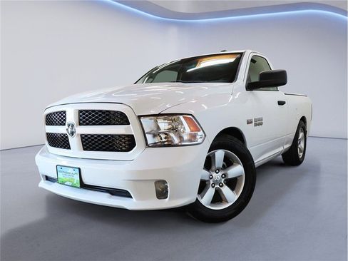 Used 2015 RAM 1500 Express image 2
