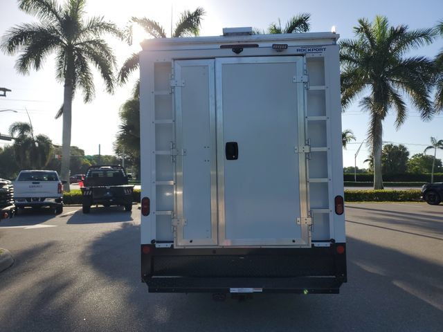 New 2026 GMC Savana 3500 w/ Power Convenience Package RWD image 4