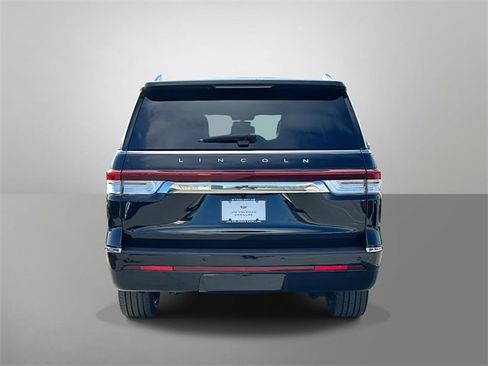 Used 2024 Lincoln Navigator L Reserve image 27
