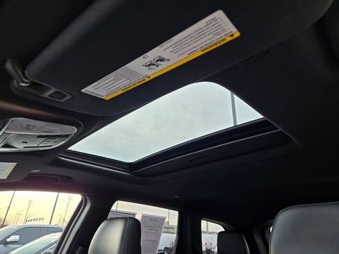 Used 2020 Jeep Grand Cherokee Limited w/ Trailer Tow Group IV image 28