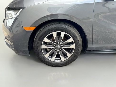 Used 2024 Honda Odyssey EX-L image 32