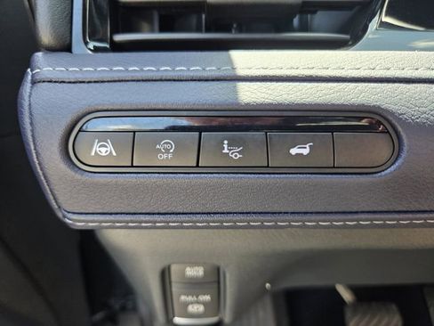 Used 2026 INFINITI QX80 4WD w/ Sport Exterior Package image 25