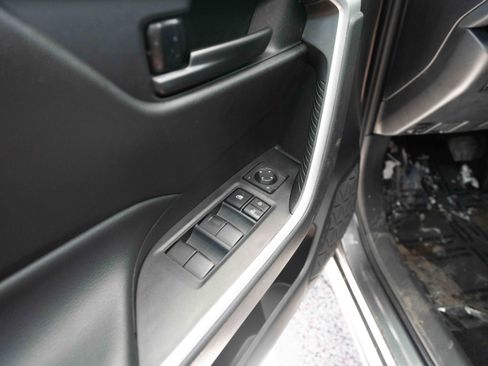 Used 2024 Toyota RAV4 LE image 7