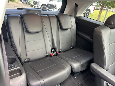 Used 2023 Mercedes-Benz GLS 450 4MATIC image 50