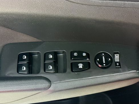 Used 2020 Hyundai Accent SE FWD image 20