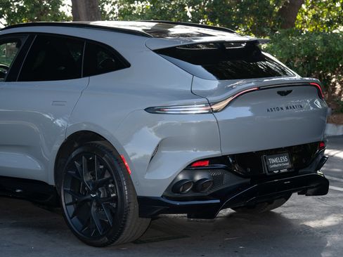 Used 2025 Aston Martin DBX 707 AWD/4WD image 24
