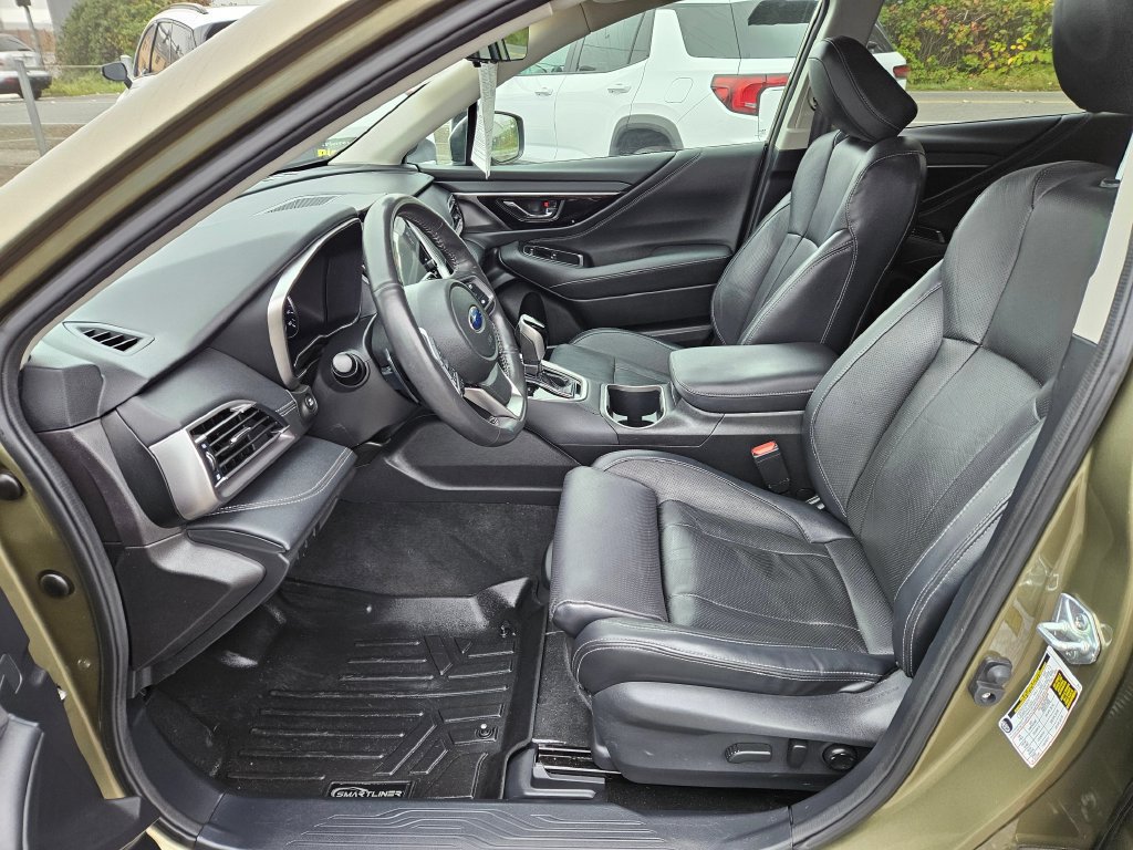 Used 2023 Subaru Outback Touring XT AWD/4WD image 19