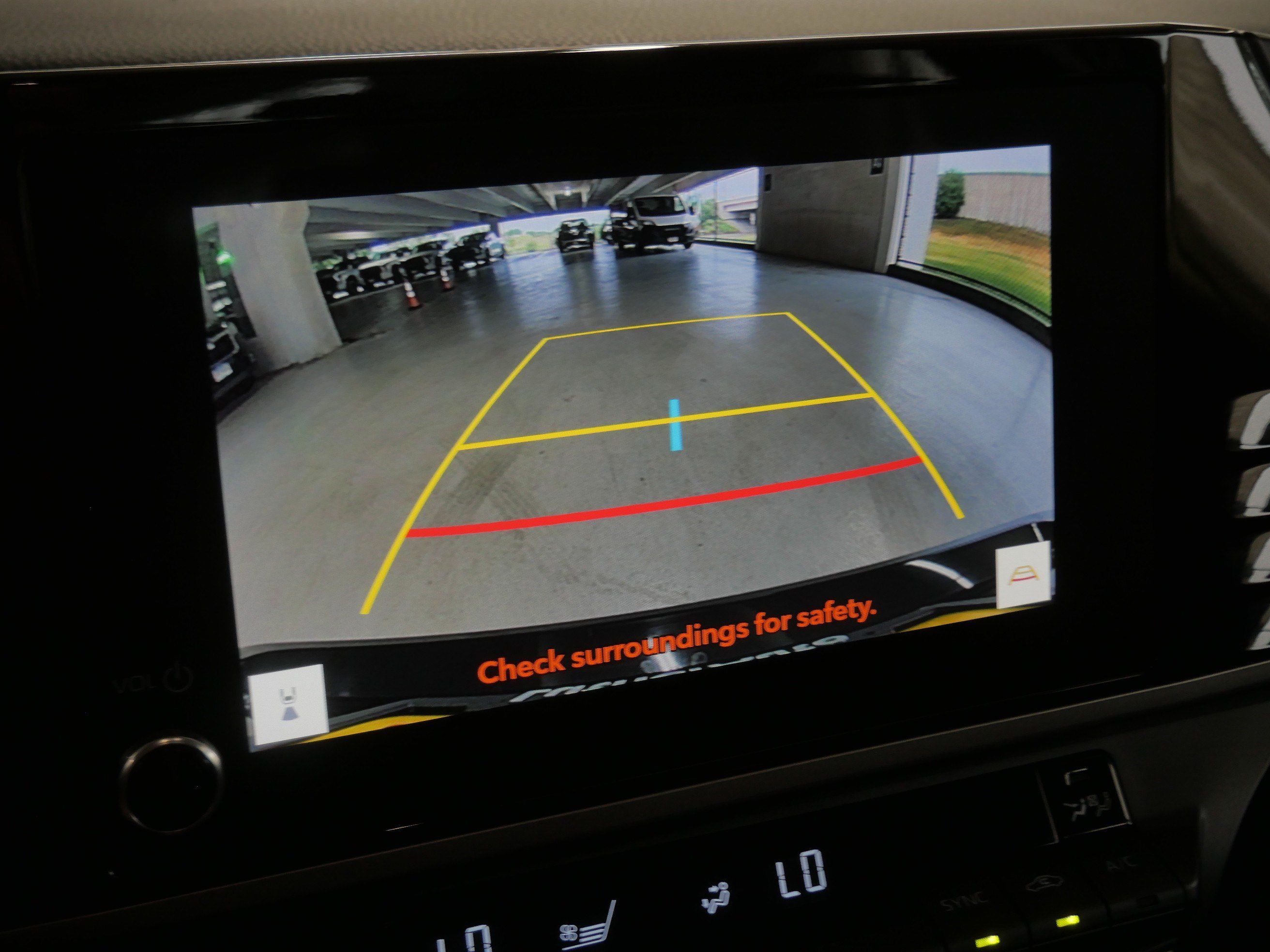 Used 2025 Toyota Camry LE FWD image 32