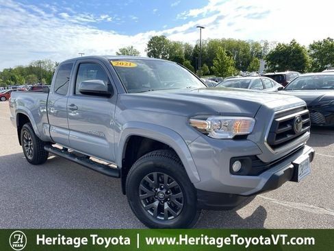 Certified 2021 Toyota Tacoma SR5 AWD/4WD image 1