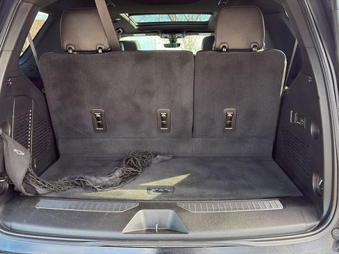 Used 2021 Chevrolet Tahoe Premier w/ Premium Package image 7