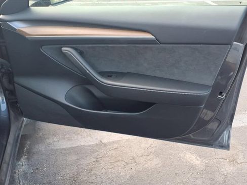 Used 2023 Tesla Model 3 Standard Range RWD image 18