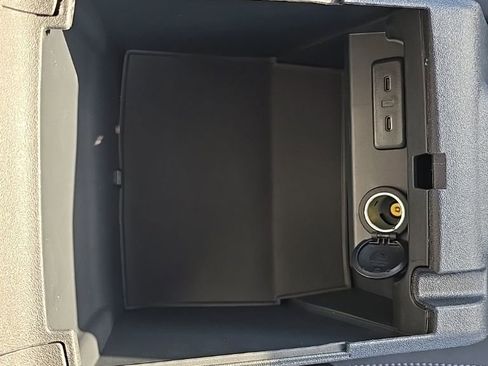 New 2025 Ford Bronco Badlands image 33