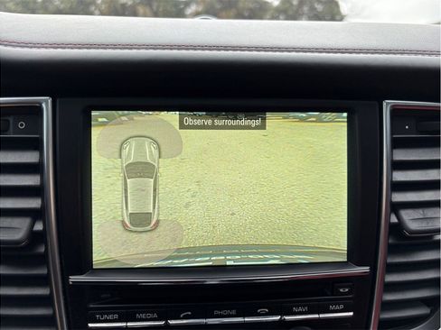 Used 2016 Porsche Panamera GTS image 30