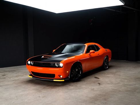 Used 2023 Dodge Challenger GT w/ Plus Package RWD image 38