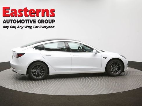 Used 2018 Tesla Model 3 Long Range image 37