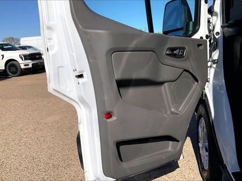 Used 2023 Ford Transit 350 XLT image 21