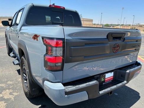 Certified 2025 Nissan Frontier PRO-4X w/ Pro Premium Package AWD/4WD image 4