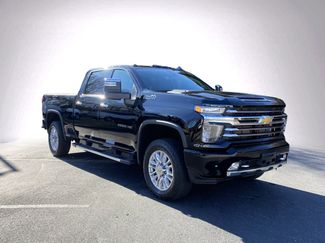 Used 2023 Chevrolet Silverado 2500 High Country w/ Z71 Off-Road Package video 2